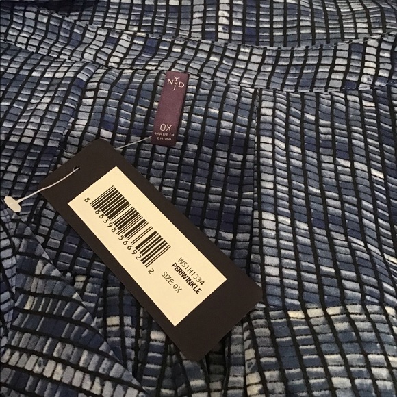 NYDJ plus size Pin tuck back blouse - Picture 7 of 8